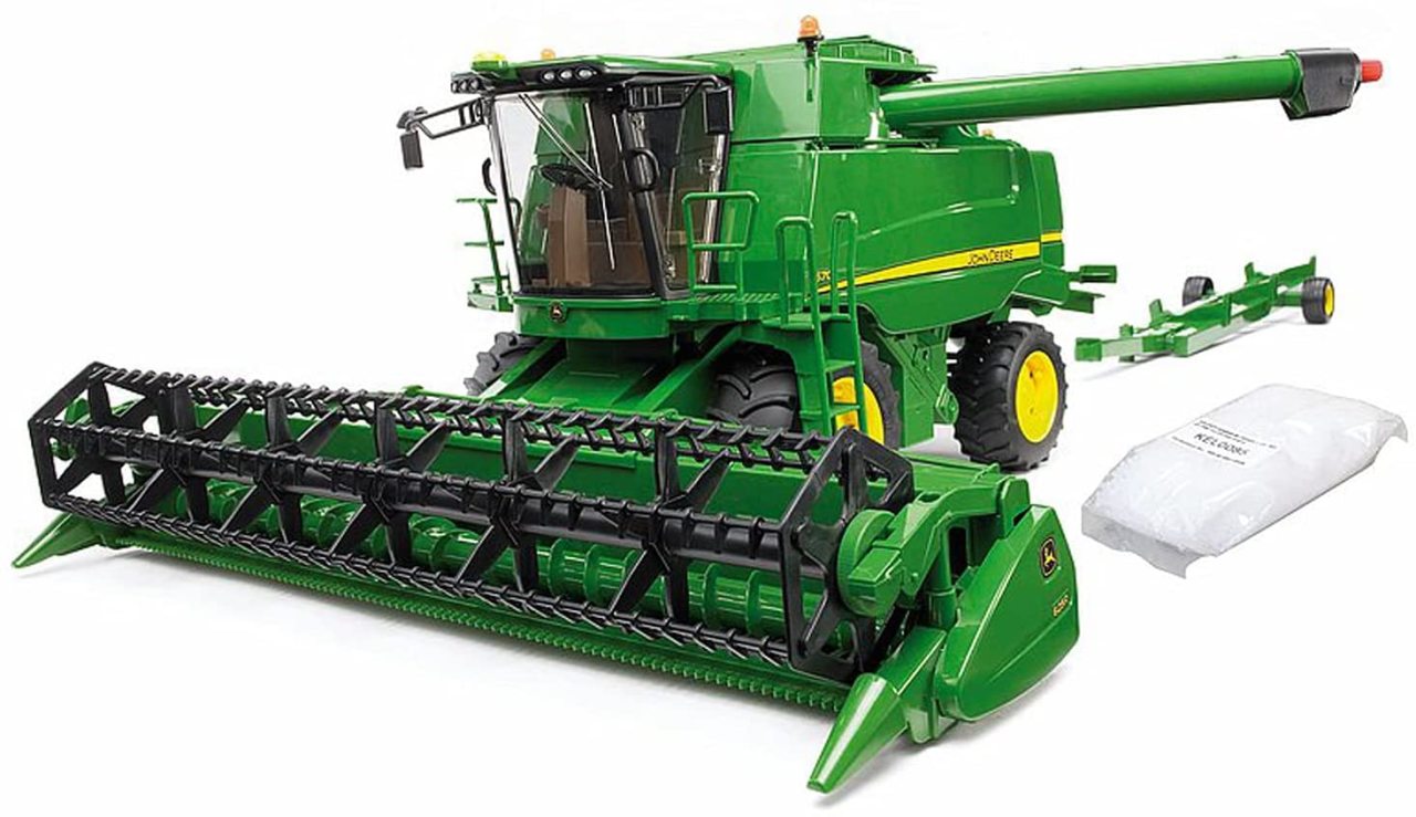 Bruder John Deere T670İ Biçerdöver BR02132