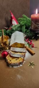 Stollen Yılbaşı Ekmeği