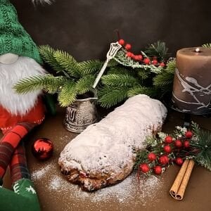 Stollen Yılbaşı Ekmeği