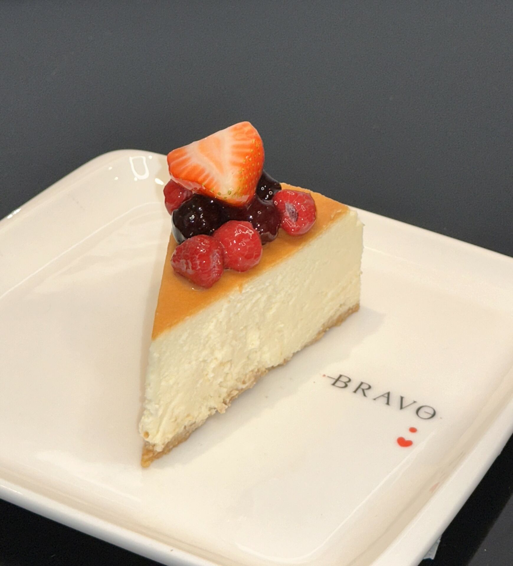 Orman Meyveli Dilim Cheesecake