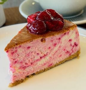 Frambuazlı Dilim Cheesecake