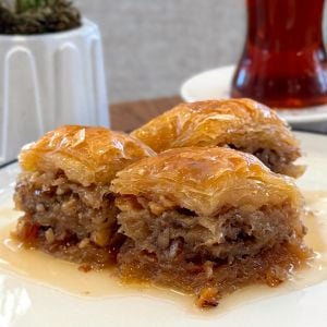 Cevizli Ev Baklavası