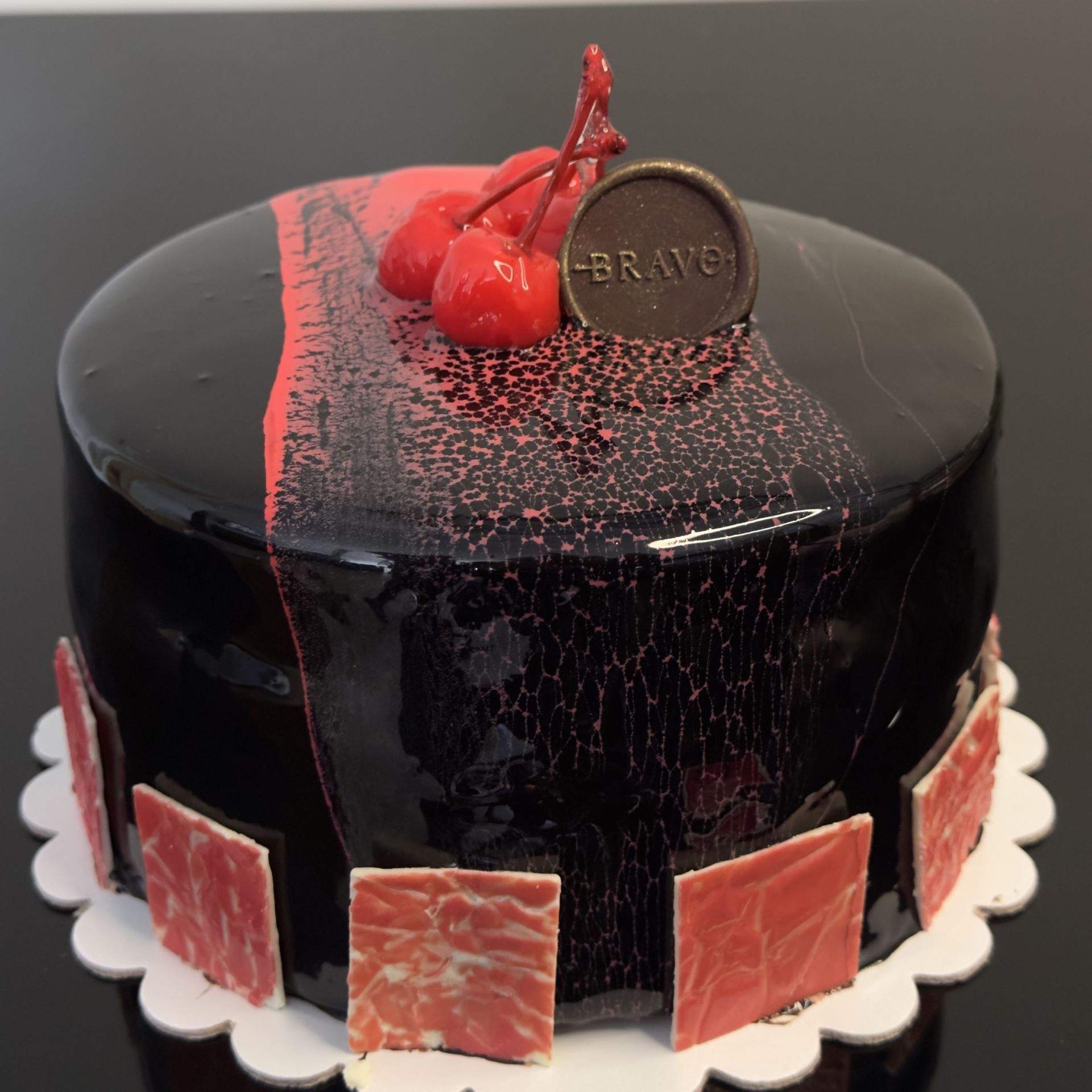 Vişne Çikolatalı Pasta