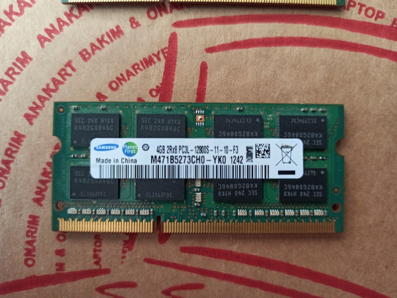 Samsung 4 GB 2Rx8 PC3L 12800S 11-10-F3 Notebook Ram