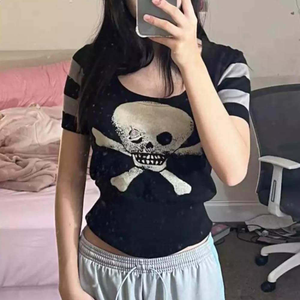 Harajuku Fashion Oldskull Yarım Kadın T-Shirt