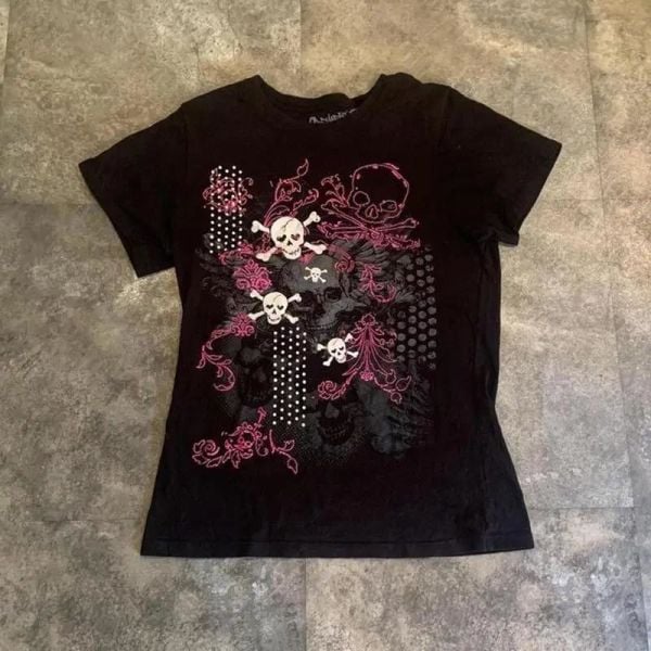 Gothic Pink Skull Unisex T-Shirt