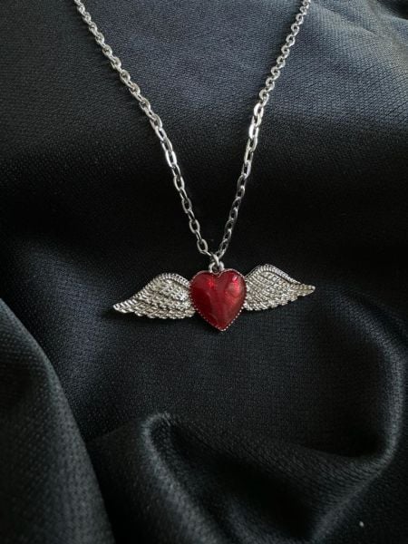 Red Angel Wing Heart Kolye