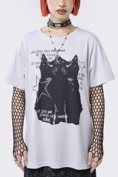 Beyaz Unisex Cautious Kitty Graphic T-Shirt