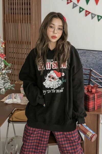 Siyah Yılbaşı Let It Snow Sweatshirt