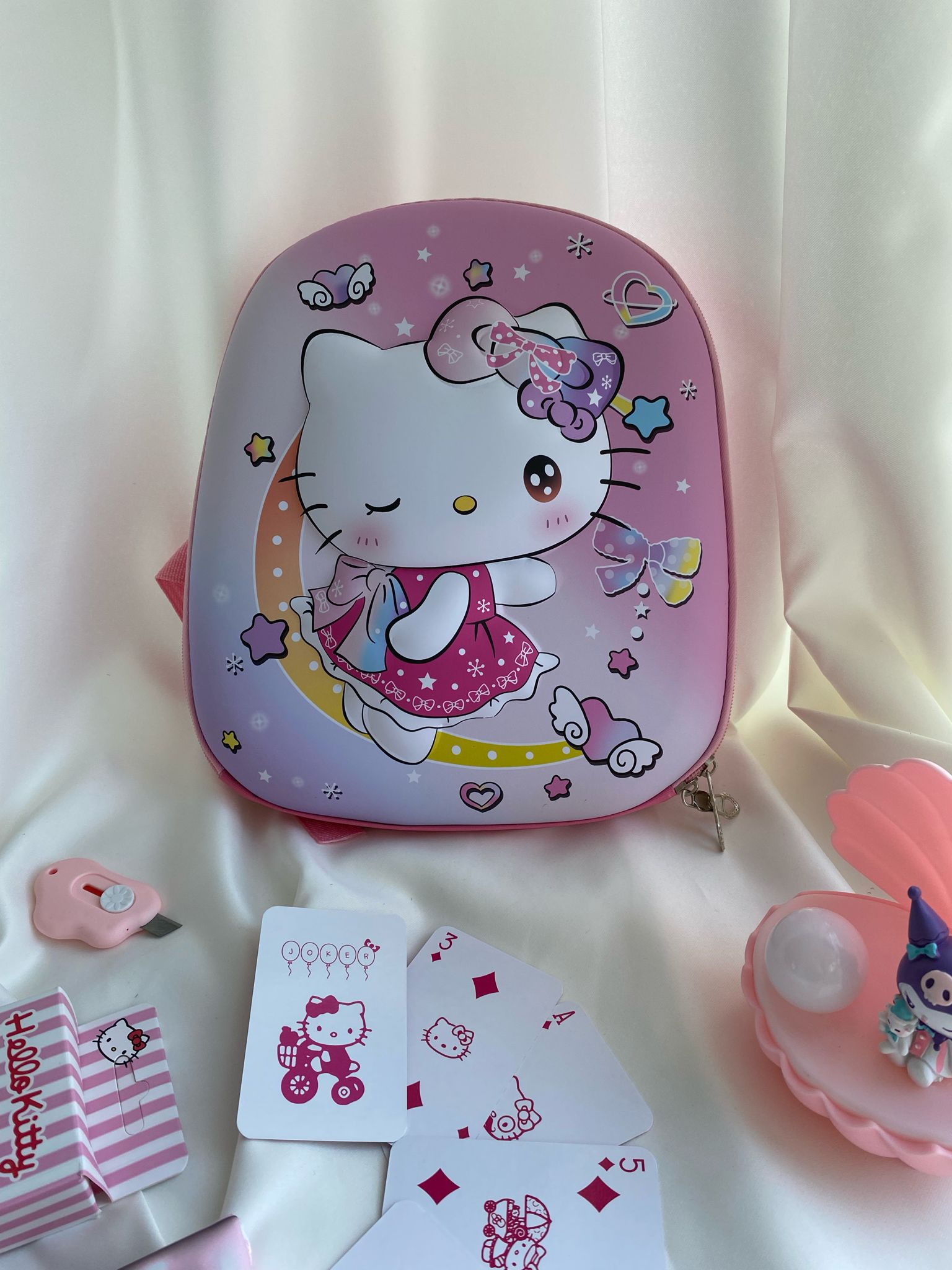 Hello Kitty Desenli Kabartmalı Sırt Çantası