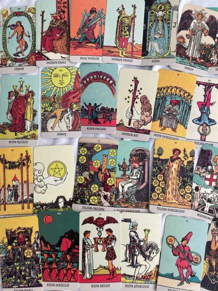 REGIN Borderless Klasik Tarot Kartları ve Başlangıç Tarot Kitabı