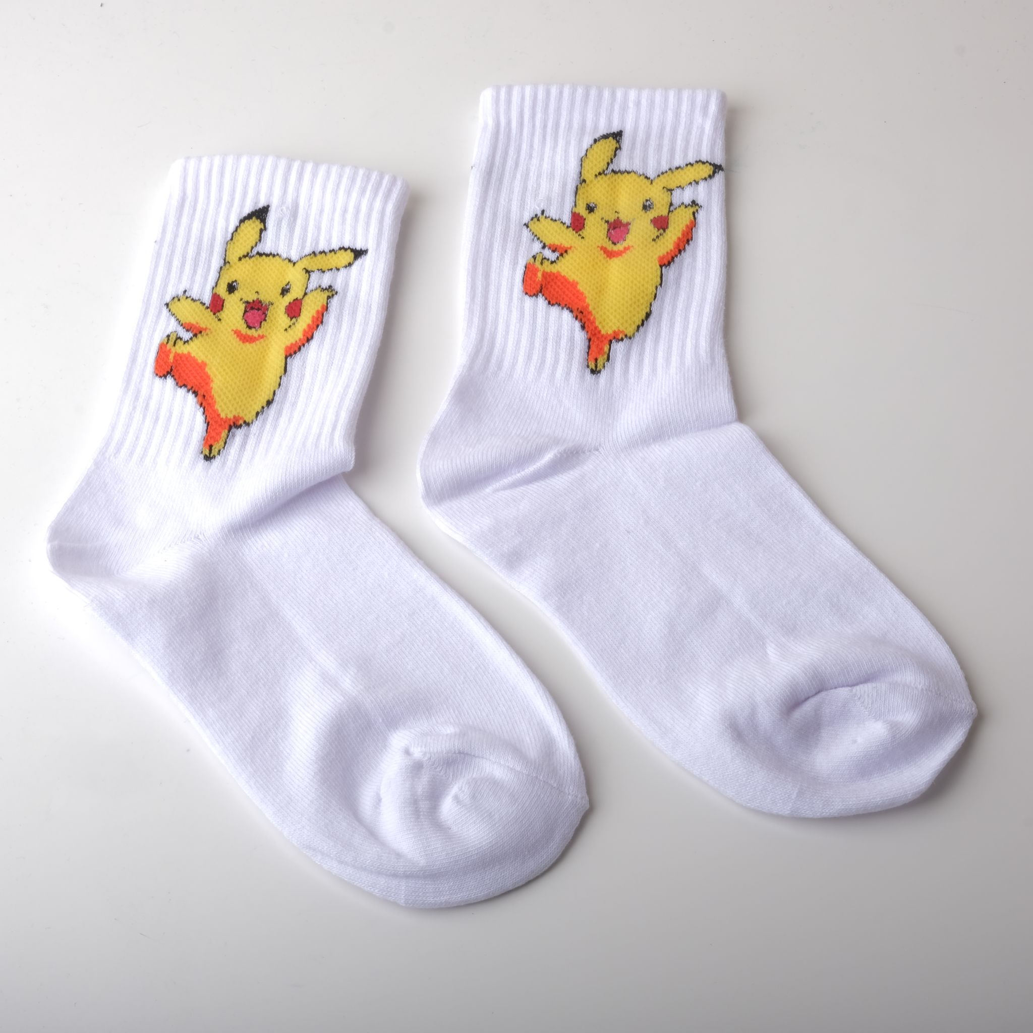 Pikachu Pokemon Desenli Beyaz Çorap