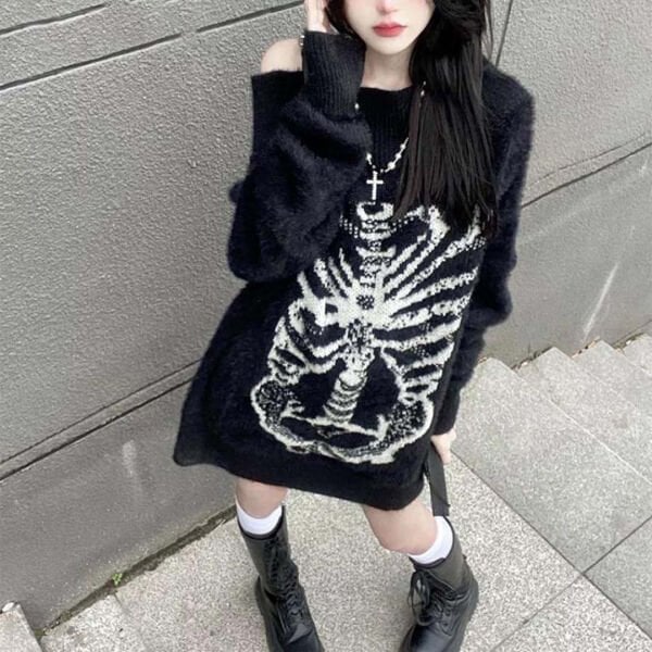 Siyah Basic Skeleton Kayık Yaka Oversize Kazak