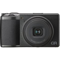 Ricoh GR IIIx Kompakt Dijital Fotoğraf Makinesi