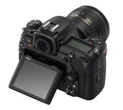 Nikon D500 AF-S 16-80mm VR Lensli Fotoğraf Makinesi