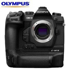 Olympus OM-D E-M1X Fotoğraf Makinesi (Body)