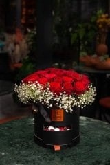 Red Rose Flowerbox