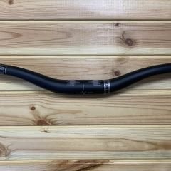 Nukeproof Neutron V2 Riser Gidon - 800x31.8x38mm