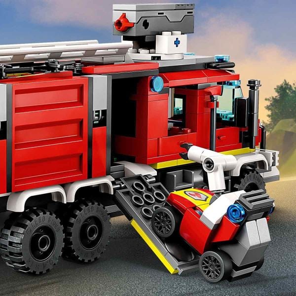 LEGO City İtfaiye Komuta Kamyonu LCT-60374 Yapım Oyuncak Seti