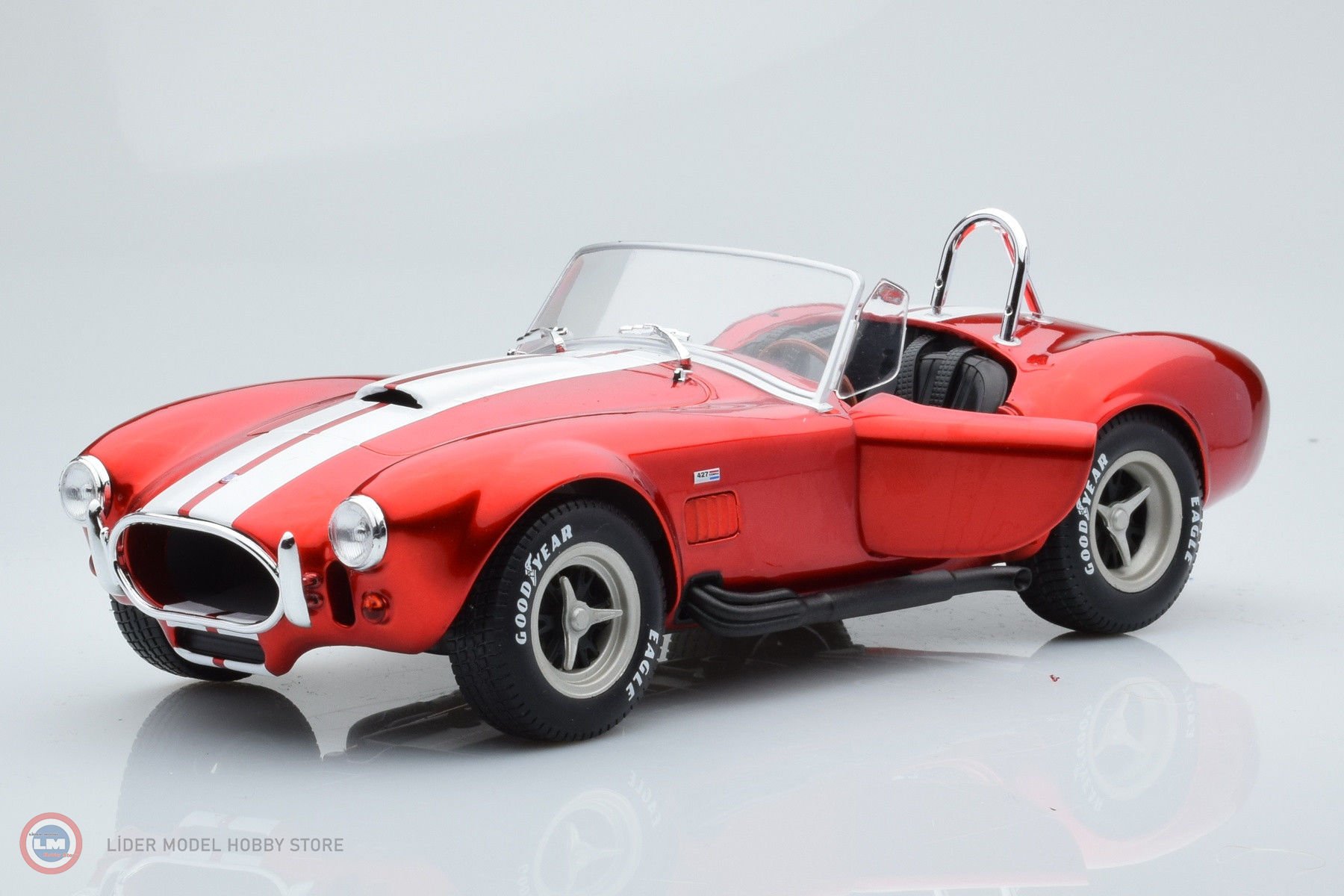 1:18 1965 Shelby Cobra 427 MK2