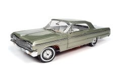 1:18 1964 Chevrolet Impala SS