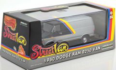 1:43 1980 Dodge Ram B250 Street Van