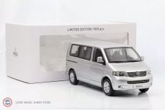 1:18 Norev 2003 Volkswagen T5 Multivan Silver