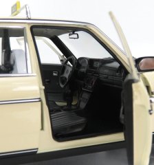 1:18 1980 Mercedes Benz 230 W123 'TAXI'