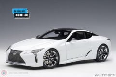 1:18 2016 Lexus LC 500 (F White Metallic Black İnterior)