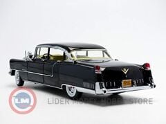 1:18 The Godfather - 1955 Cadillac Fleetwood Series 60 Special & Don Corleone Figür