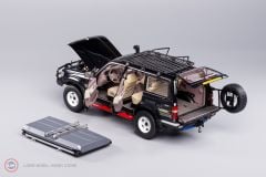 1:18 1990 Toyota Land Cruiser  with Roof Pack