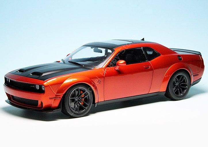 1:18 2020 Dodge Challenger