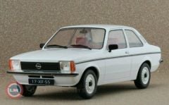 1:18 1977 Opel Kadett C2