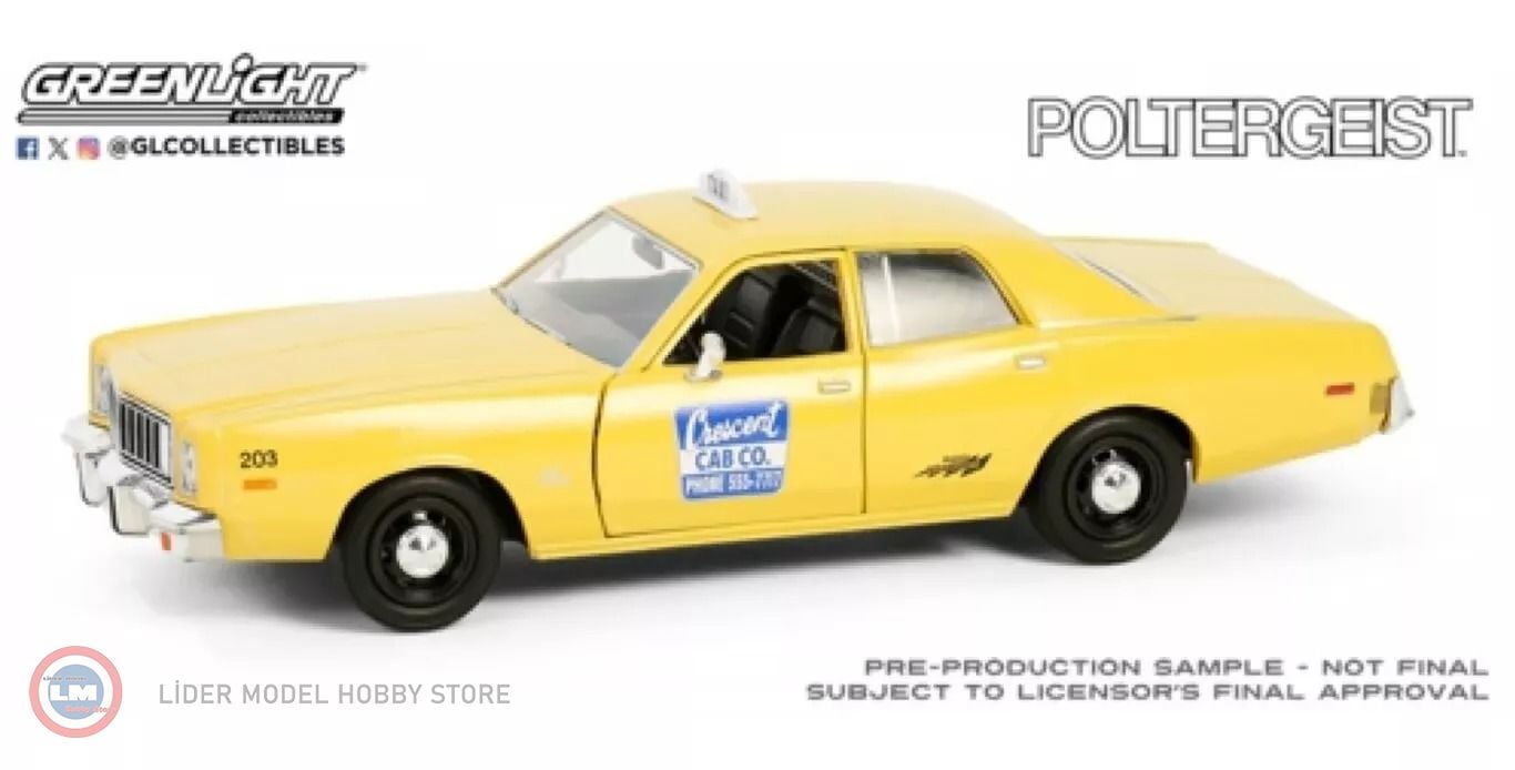 1:24 Greenlight 1975 Plymouth Fury - Crescent Cab Co Poltergeist (1982)