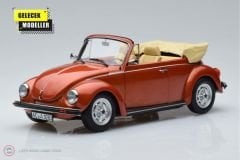 1:18 1976 Volkswagen Beetle 1303 Cabriolet