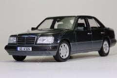 1:18 1989 Mercedes Benz E Class E320 W124