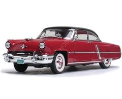 1:18 1952 Lincoln Capri