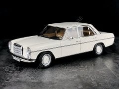 1:18 1968 Mercedes Benz 200 W114 - W115