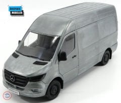 1:18 2018 Mercedes Benz Sprinter Van Kastenwagen Rugged Edition