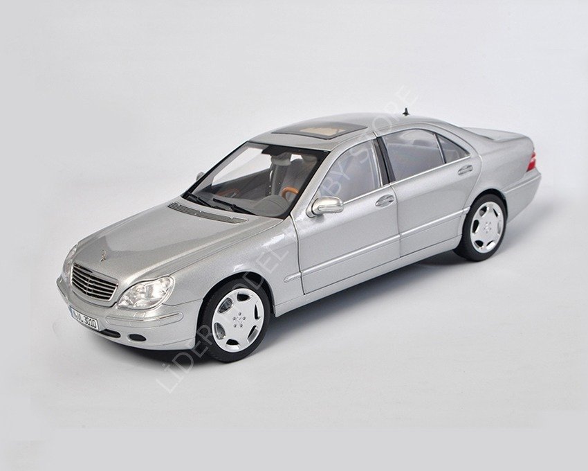 1:18 1999 Mercedes Benz S Class S600 V12 W220