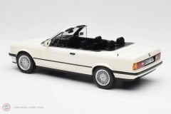 1:18 1991 BMW 325i Cabriolet