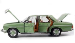 1:18 1973 Mercedes Benz 200 8 W115