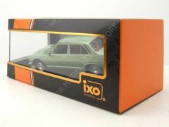 1:43 1969 Peugeot 504