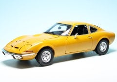 1:18 1970 Opel GT 1900