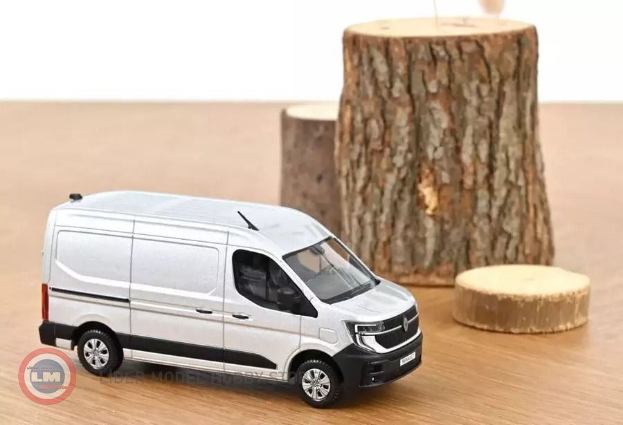 1:43 2024 Renault Master E-Tech 100% Electric