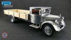 1:18 1933 Mercedes Benz LO 2750 Clear Finish Version