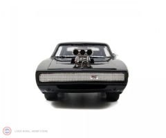 1:24 1970 Dodge Charger Fast and Furious black & Dom figure