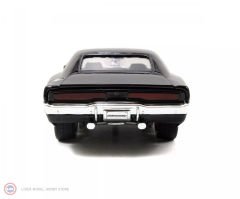 1:24 1970 Dodge Charger Fast and Furious black & Dom figure
