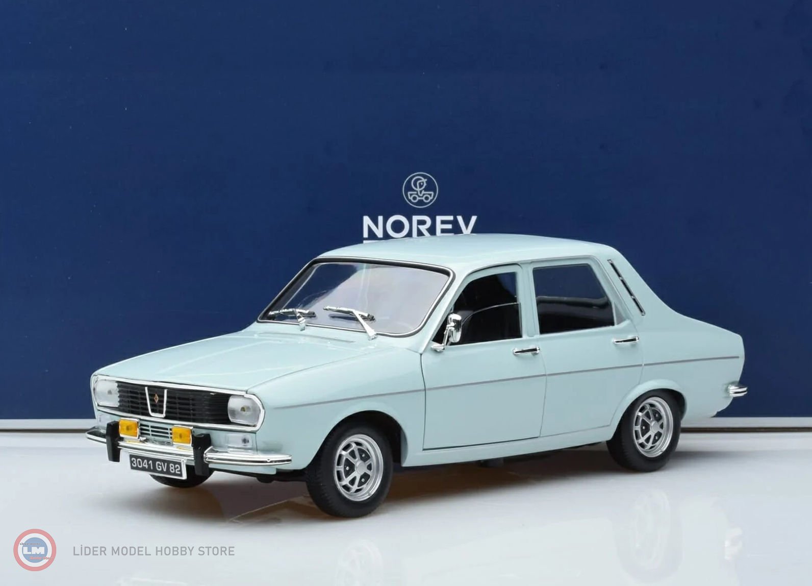 1:18 1974 Renault 12 TS