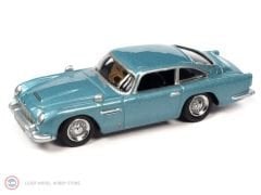 1:64 1966 Aston Martin DB5 Caribbean